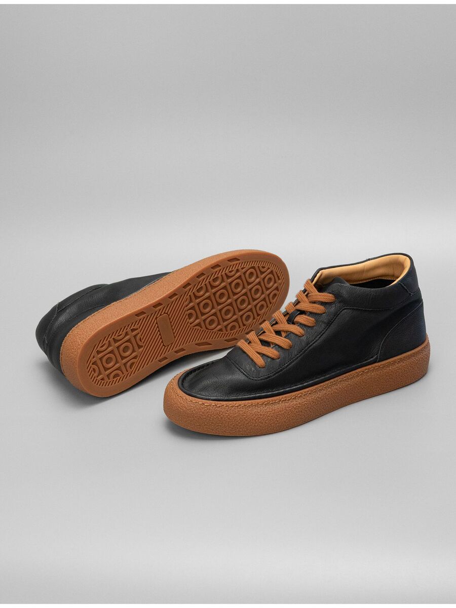 Giày sneaker nam da bò màu trơn phong cách retro — Màu đen