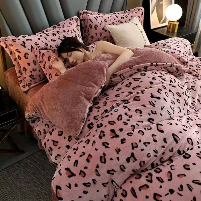 Light Luxury Style Thickeneded Double-Sided Milk Velvet Bed Four-Piece Set Winter Coral Velvet Fleece-Lined Bed Sheetss and Quilt Covers Bedding