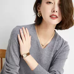 Early Autumn V-Neck Pullover Sweater Women's New Solid Color Long Sleeve Short Loose Top Base Layer Cross-Border Wholesale