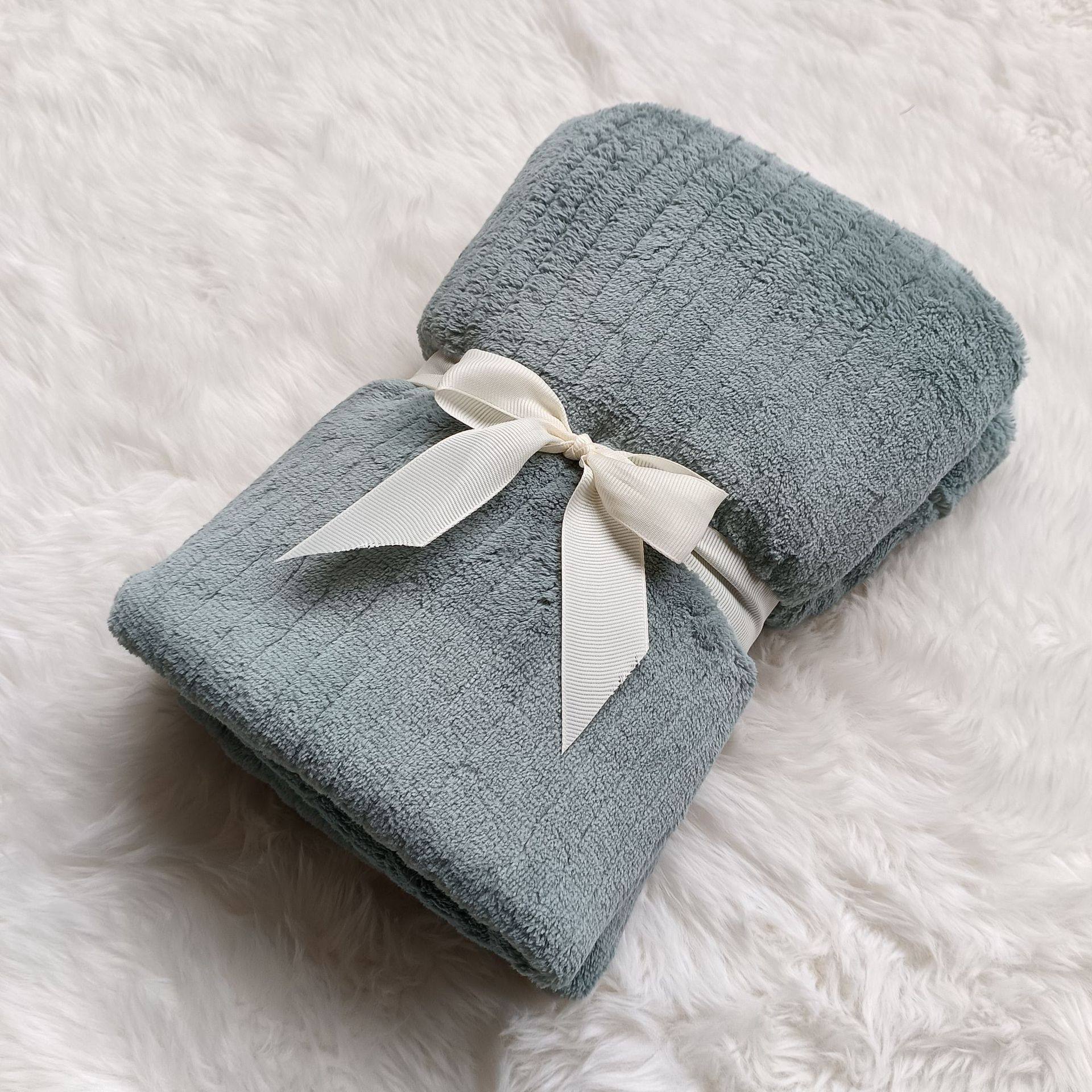 Coral Fleece Upgraded Thickened Double-Sided Flannel Embossed Blanket Nap Blanket Children's Towel Knee Car Knee Blanket