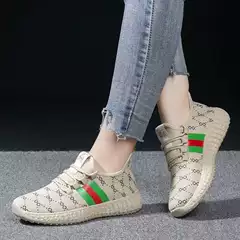 Spring New Breathable Coconut Shoes Women's Sports Casual Shoes Fashionable Soft Sole Old Beijing Cloth Shoes Casual Comfortable Women's Shoes