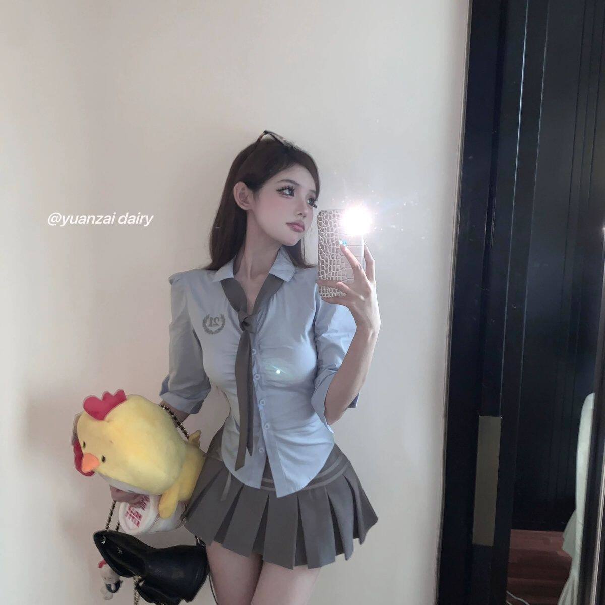 Suit for Women Summer Pure Lust College Style Embroidered Blue Shirt Top Waist Slimming Pleated Short Skirt Two-Piece Set