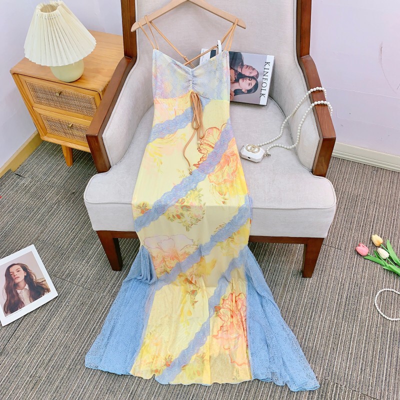 Đầm dây hoa in lãng mạn phối ren đuôi cá nữ — Màu hồng vàng phiên bản thông thường, Màu xanh vàng phiên bản thông thường