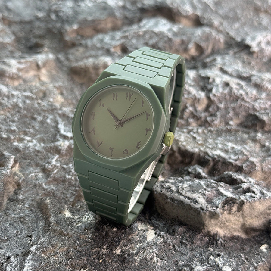 O1CN01B7pi7U2DZOLQ0Evvm !!2215660078623 0 cib