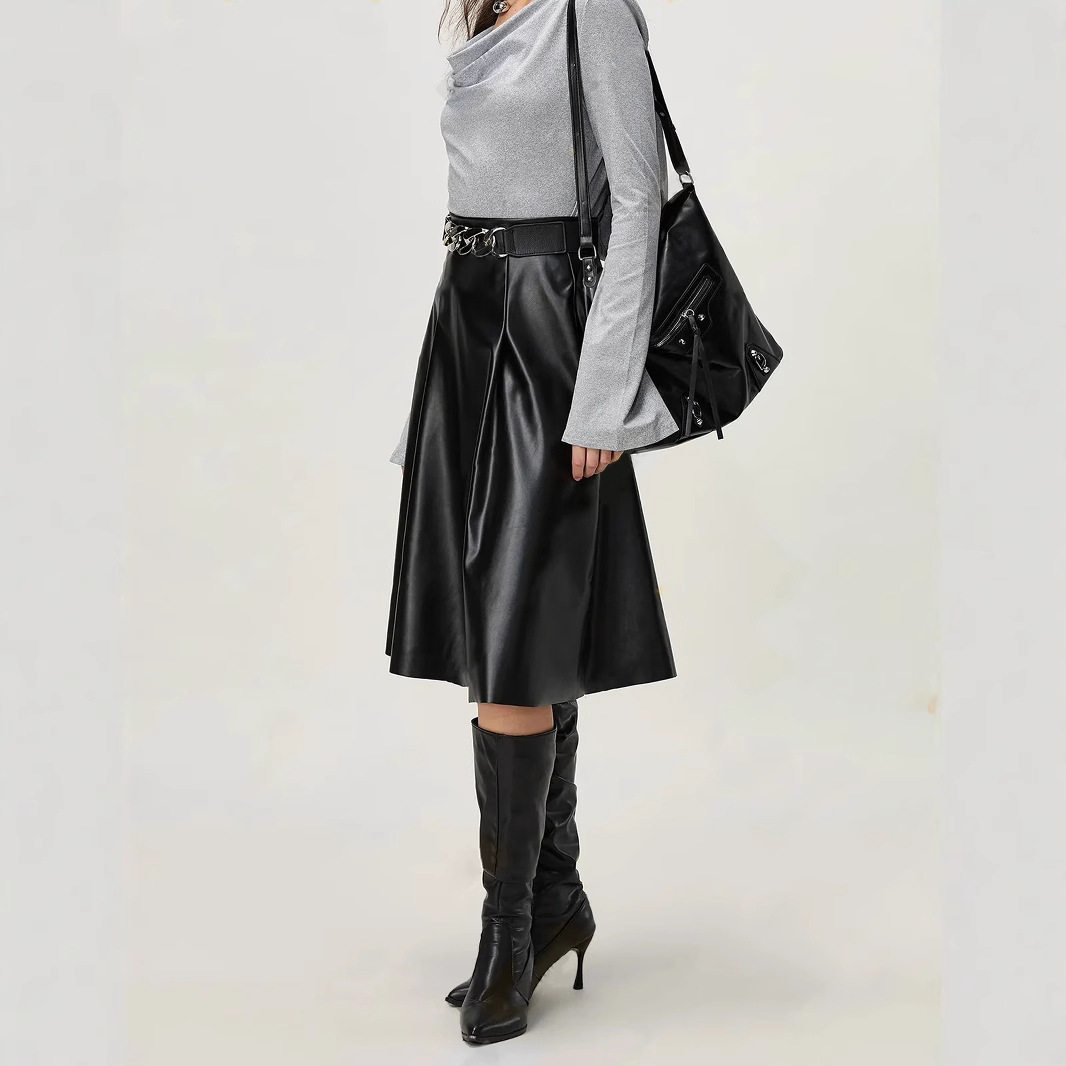 Vintage Inspired PU Midi Skirt Casual Flared Design Comfortable Fit Perfect for Everyday Wear Wholesale Available