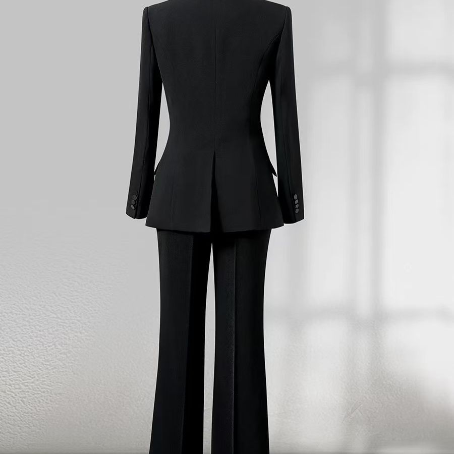 Womens Tailored Suit Set Elegant Design Flared Trousers Professional Attire Ideal for Business Meetings Wholesale