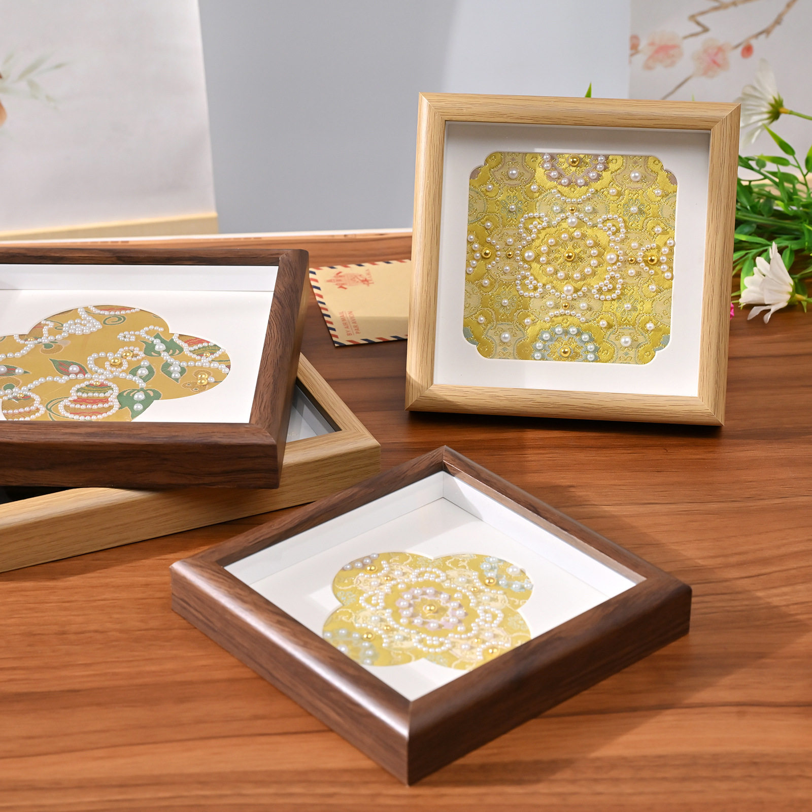 Song Brocade Pearl Painting Photo Frame Table Handmade DIY Decorative Ornaments 8inch Chinese Style Picture Frame Wooden Hollow Photo Frame 6inch