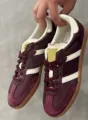 Burgundy ID0477