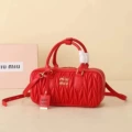 Red without box