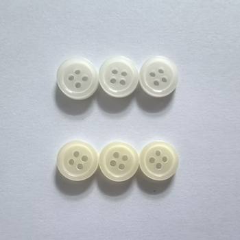 Supply four-eye resin buttons color beads imitation shell button shirt pearlescent buttons