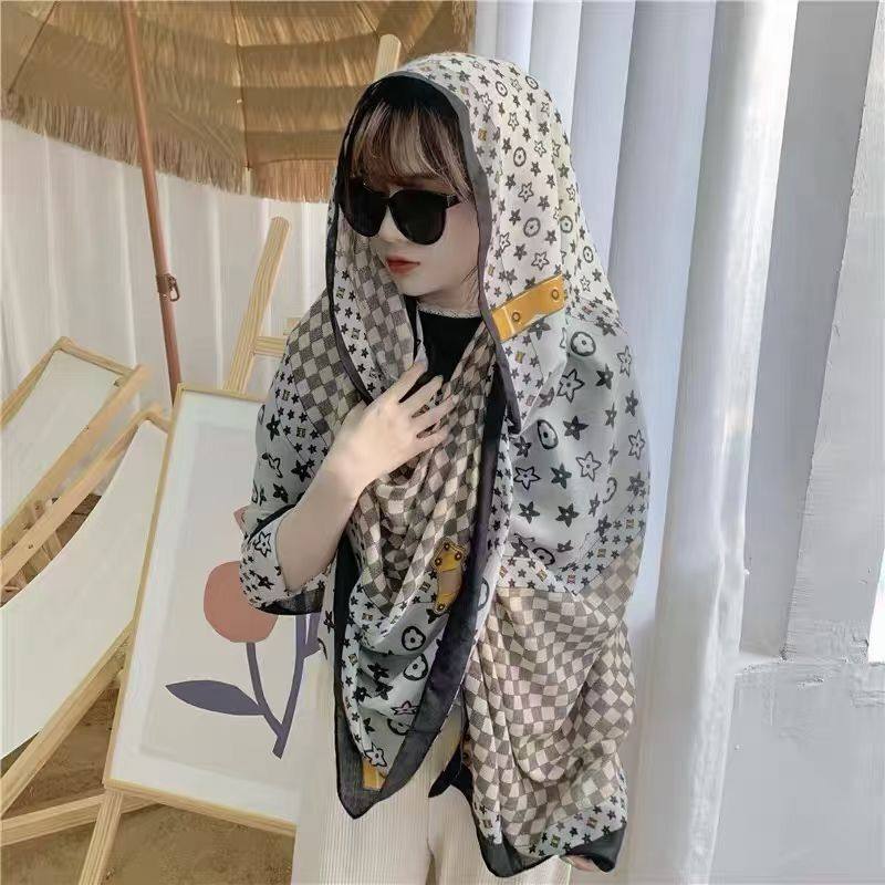 [Factory Straight Hair] Korean version of spring and summer new cotton and linen gauze towel thin silky shawl travel sunscreen beach towel women