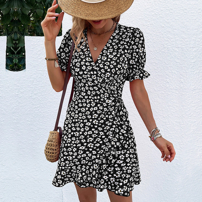 Vintage Floral Ruffle Hem Dress Sweet Style Summer Wear Comfortable Fabric Available for Wholesale