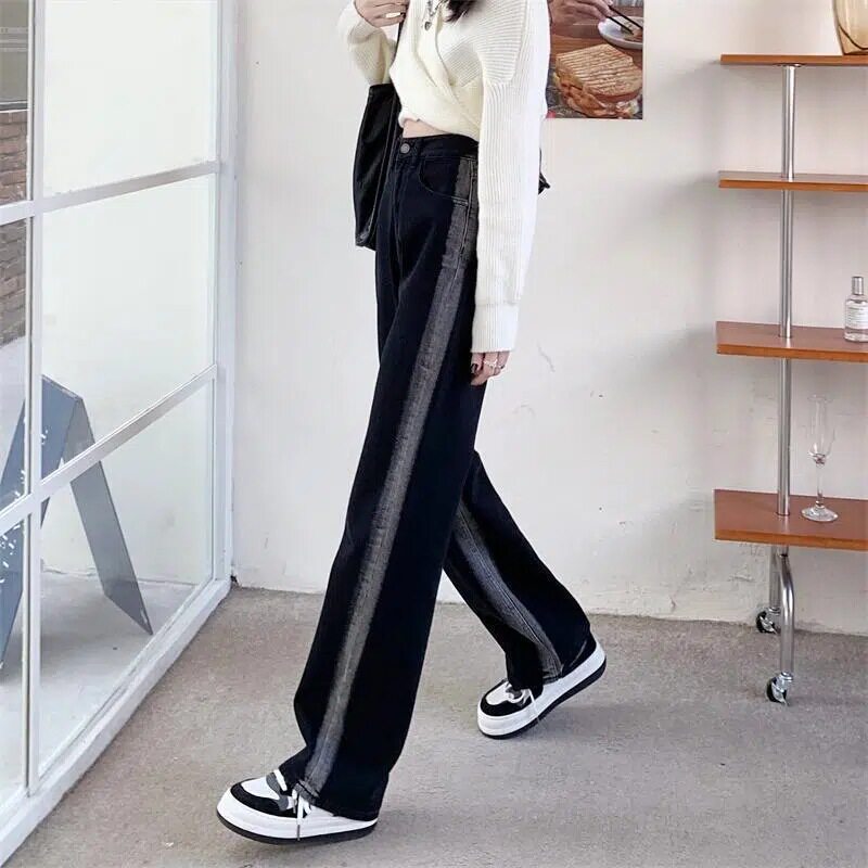 Womens High Waisted Loose Fit Denim Jeans Spring Korean Style Flattering Wide Leg Design Casual Everyday Wear