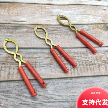 Mika One Dollar Store Red Handle Walnut Clip Gift Nut Walnut Clip Pine Nut Hazelnut Clip Iron Walnut Clip