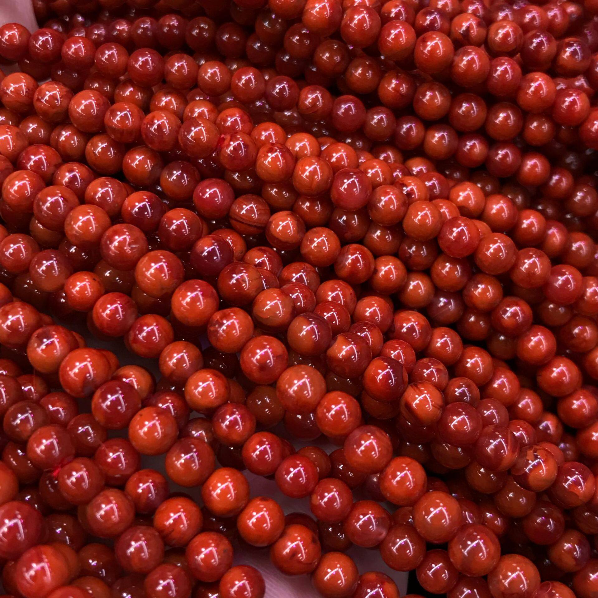 Производители оптом продают натуральную плитку southwest red beads, круглые бусины, браслеты из плоти и крови огненно-красного цвета, разбросанные аксессуары diy Изображение 1