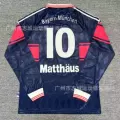 97-99 bayern home number 10