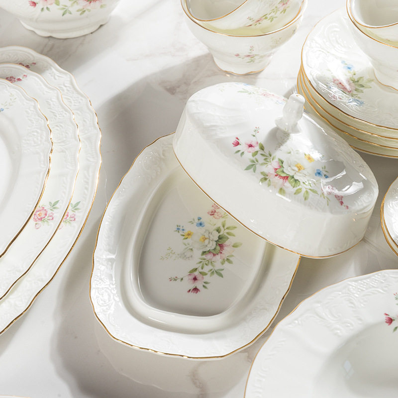 European-style Simple Phnom Penh Bone China Embossed Tableware Household Dishes and Saucers Combination Western-style Flat Plate Coffee Cup and Saucer Set