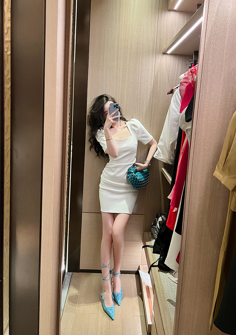 Đầm ôm body nữ cổ vuông tay ngắn, thiết kế fitted ôm eo, nhấn hông — [Trắng], [Đen] chi tiết 16