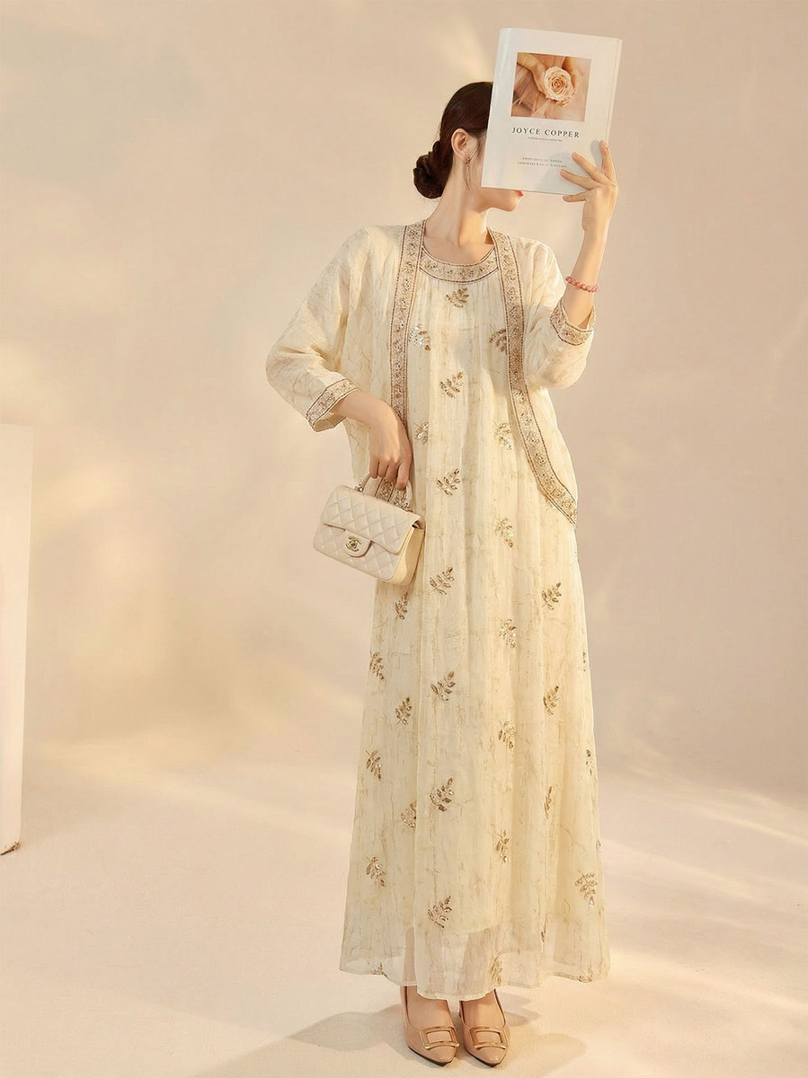 Set áo khoác cardigan thêu kèm đầm cổ yếm dài tay phối hoa — Áo khoác, Váy liền, Bộ