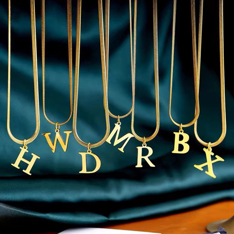 Cross-border Hot Selling Simple Style Golden Snake Chain Stainless Steel Letter Pendant Necklace Collar Chain Women's Collar Necklace Chain