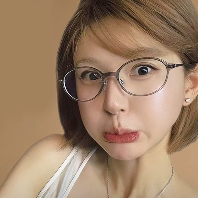 New Japanese and Korean Tr90 Nerd Small Oval Glasses Frame for Men and Women Anti-Blue Light Literary Retro Flat Light Myopia Frame