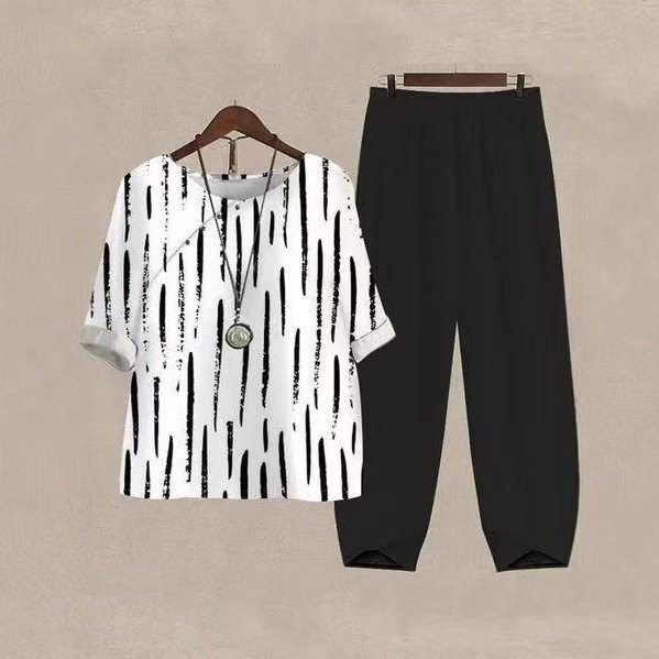 Womens Summer Two Piece Set Printed Round Neck Loose Fit Short Sleeve Top Wide Leg Pants Casual Wear Wholesale