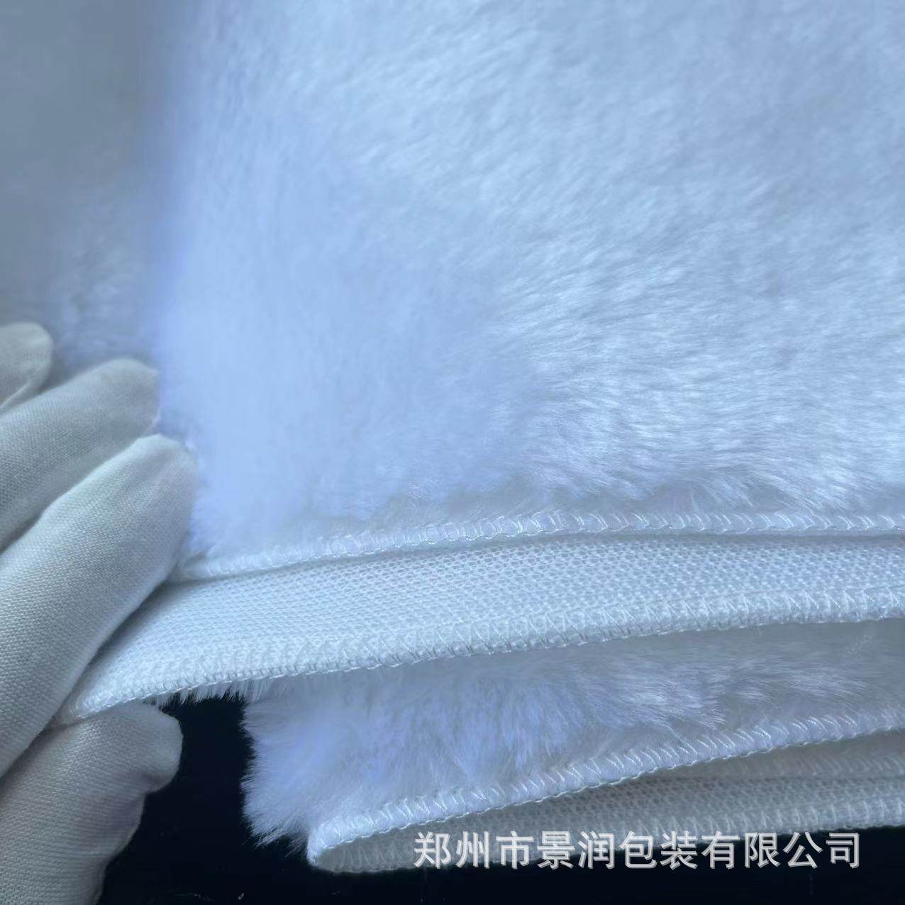 White and black plush cloth glasses mobile phone counter pad bottom cloth jewelry pad jewelry flannel pad hand jewelry display cloth