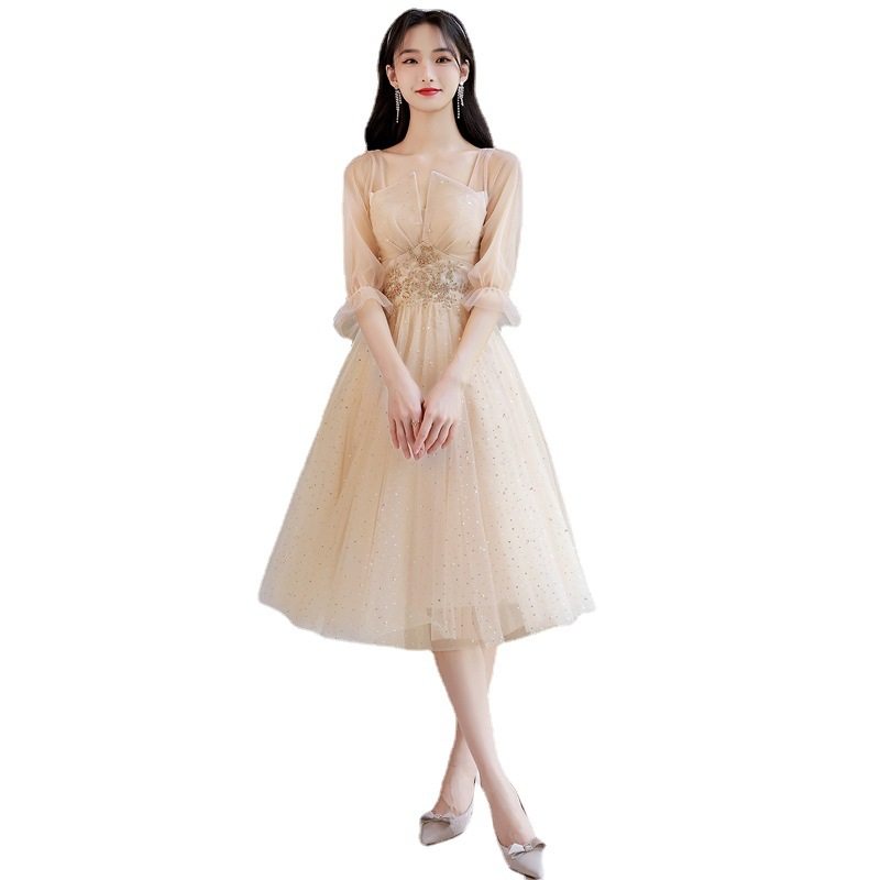 伴娘服冬季级小众香槟色拍照衣服裙子平时可穿仙气飘逸婚礼姐妹