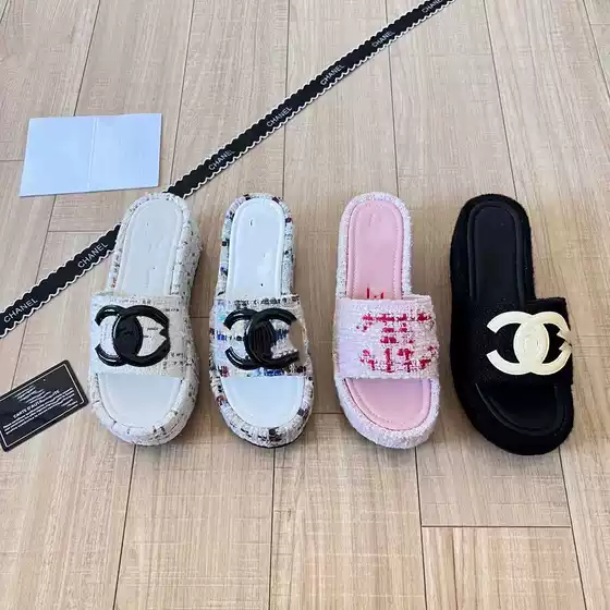Chanel-Style C Korean Version Elegant Slippers for Women, New Embroidered Thick-Soled Fashion Versatile Internet Celebrity Fairy Sandals 5cm