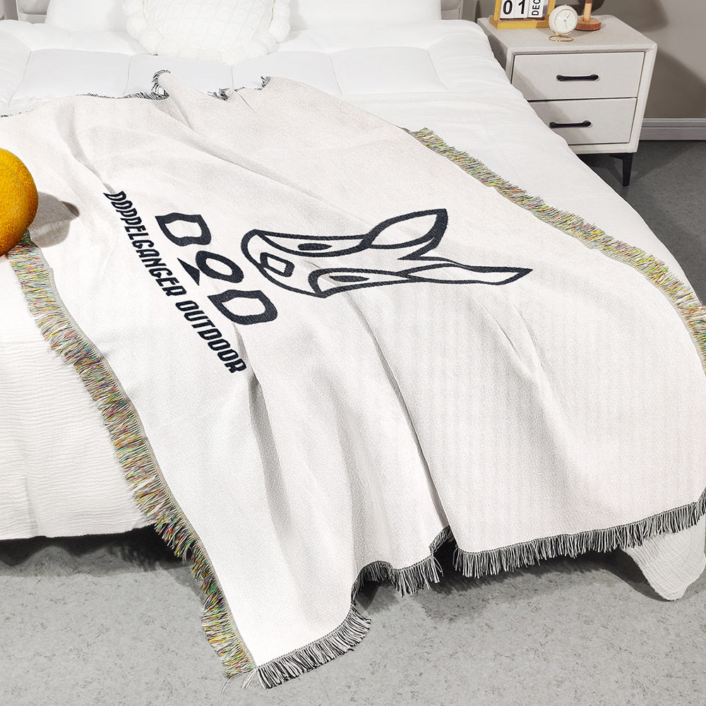 Cross-border foreign trade camping blanket moisture-proof picnic mat Jacquard tapestry ins style sofa towel thread blanket multi-functional sofa blanket