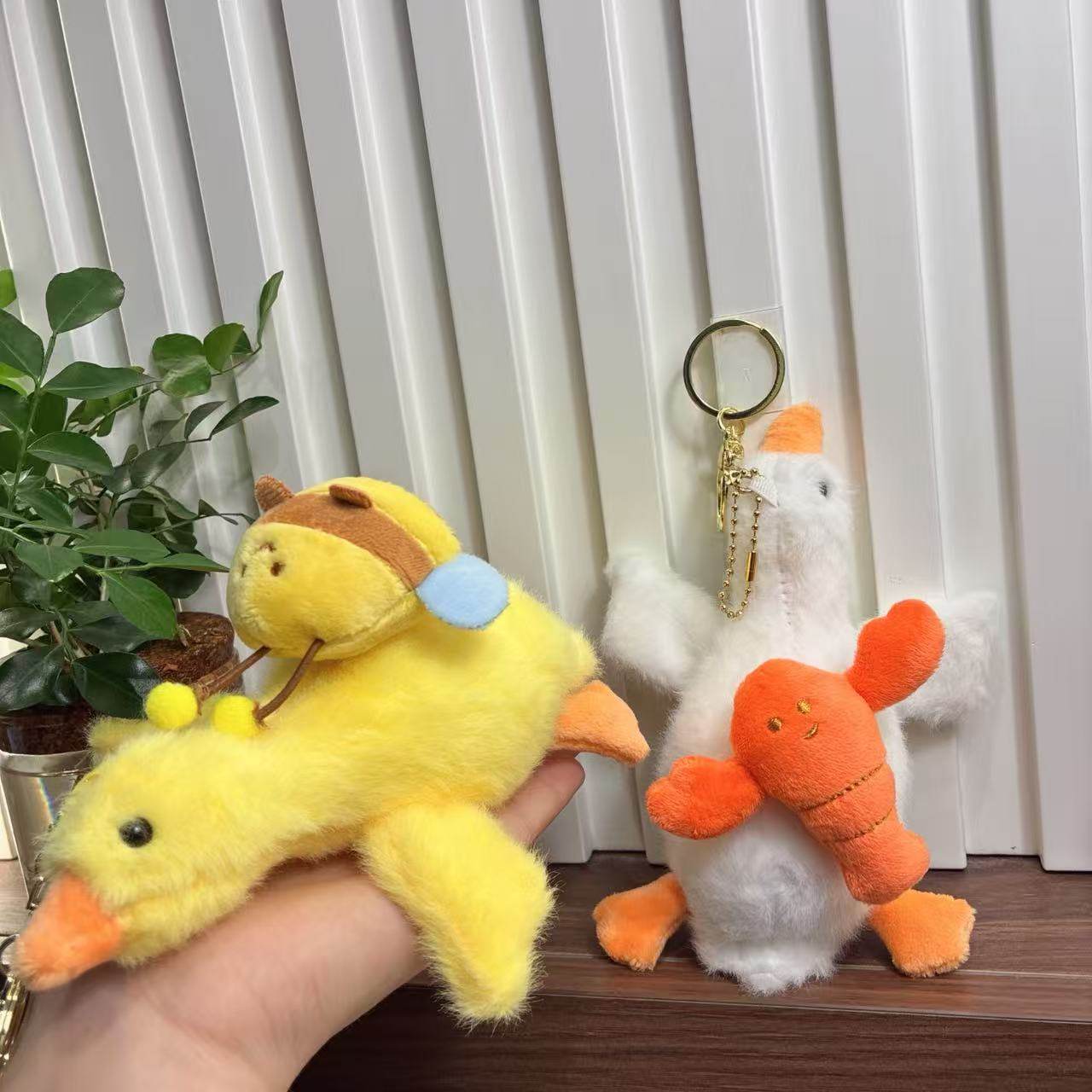 Cross-Border Cute Stretchy Big White Goose Stress Relief Fun Plush Pendant Doll Couple Keychain Bag Car Decoration