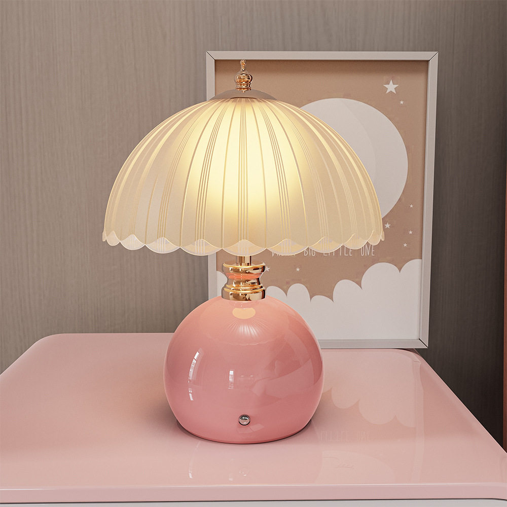 Wedding Table Lamp, Wedding Room Bedside Lamp, a Pair of Red Bride Dowry Everlasting Lamps, Wedding Gifts, Wedding Celebration Metal