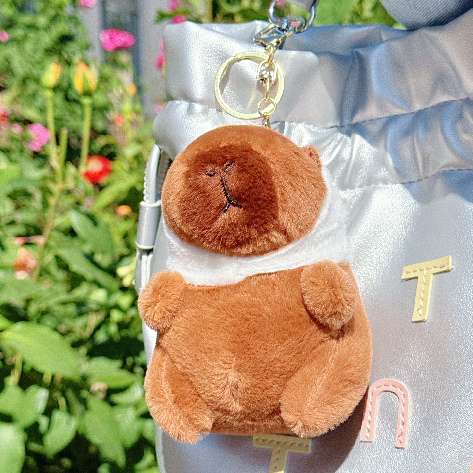 可爱卡皮巴拉公仔水豚鼠毛绒玩具玩偶钥匙扣书包挂件抓机娃娃批发