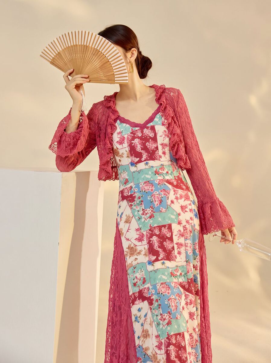 Set áo cardigan ren phối váy hai dây đuôi cá họa tiết hoa — Áo, Váy hai dây, Bộ