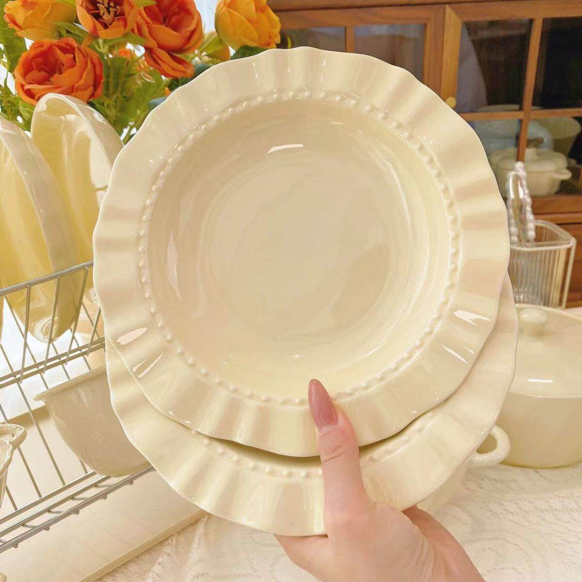 Creamy Lace Plate for Home Breakfast, Fruit Plate, Salad Plate, Vegetable Plate, Cream-Style Straw Hat Plate