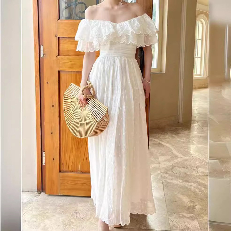 Đầm maxi trắng ren thêu họa tiết 3D tay ngắn eo cao — Trắng