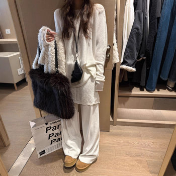 Knitted Suit for Women with a Gentle and Lazy Style, Loose Fit for Autumn and Winter, Slimming and Elegant Knit Top and Pants Two-Piece Set