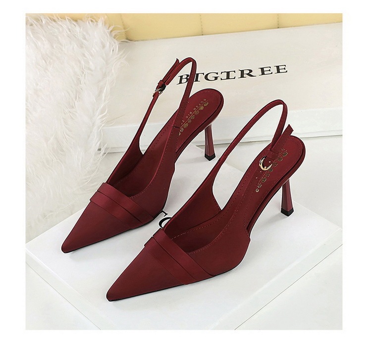Giày cao gót nữ mũi nhọn chất liệu satin quai hậu hở gót phong cách thanh lịch dự tiệc — Màu đen, Màu đỏ rượu, Màu sâm panh, Màu tím
