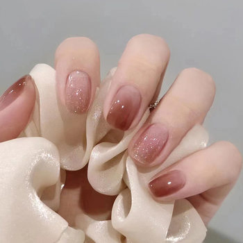 Short Wearable Nails, Simple Color-Changing Ice-Transparent Red-Brown Manicure, Gradient Whitening Elegant Nails, 24 Pieces of Fake Nails