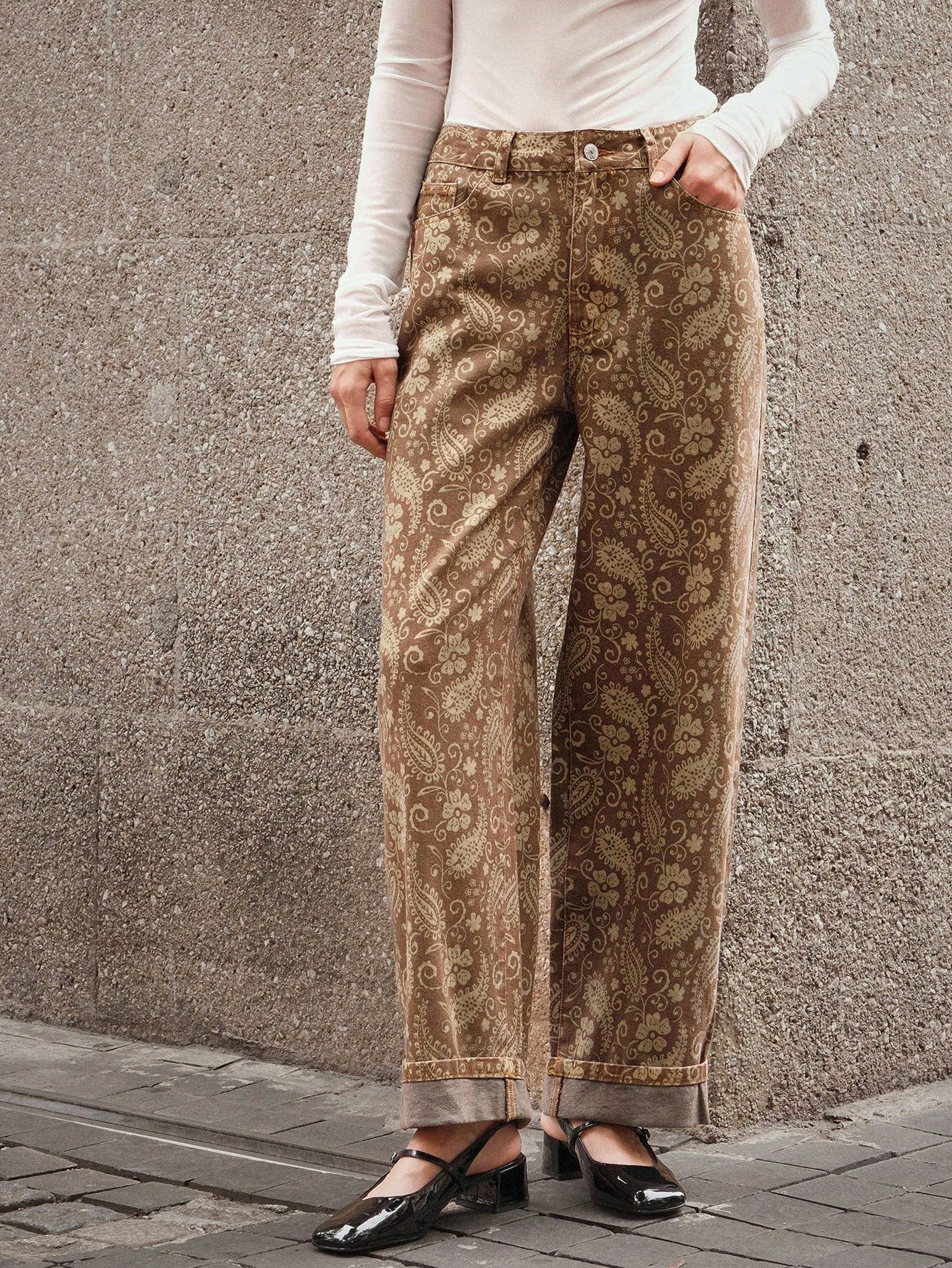 Casual Straight Leg Womens Trousers Slim Fit Stylish Design Comfortable Fabric Perfect for Everyday Wear Ready to