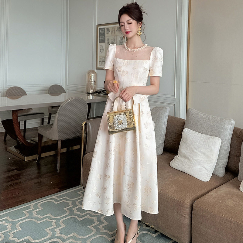 Đầm maxi nữ oversize tay ngắn cổ tròn họa tiết hoa nhí phong cách Pháp — [Màu hồng đào]