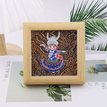 Creative Ethnic Wooden Photo Frames, Cultural and Creative Ornaments, National Trend, Ethnic Minority Cartoon Characters, Wooden Photo Frames Wholesale
