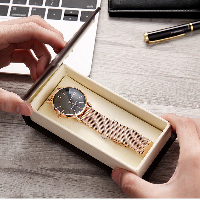 Cross-Border E-Commerce Specializes in Small Leather Boxes, Watch Boxes, Pebbled Lightweight Cardboard Boxes, Watch Boxes