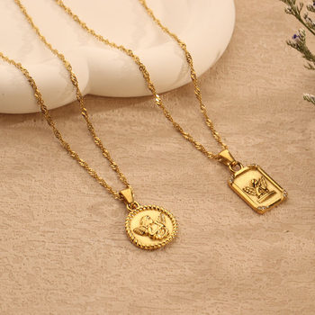 French Retro Fashion Personality Titanium Steel Light Luxury Square and Round Brand Embossed Angel Pendant Necklace Jewelry That Does Not Fade