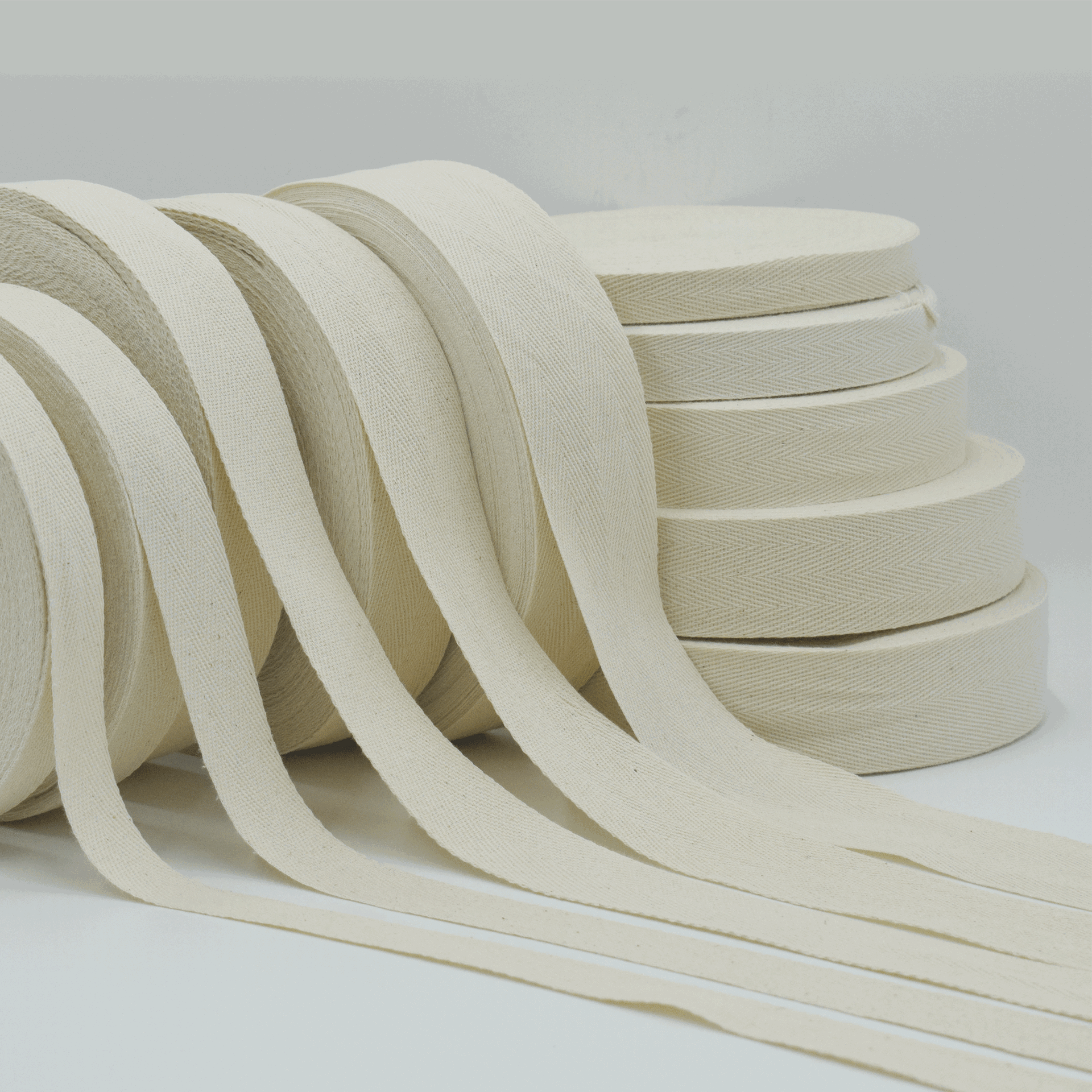 Manufacturer's Single Polyester Cotton Black and White Straps with Edge Collar Single Twill Double Twill Pure Cotton White 1.0cm Herringbone Straps