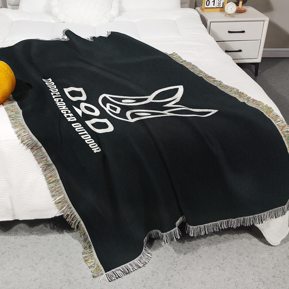 Cross-border foreign trade camping blanket moisture-proof picnic mat Jacquard tapestry ins style sofa towel thread blanket multi-functional sofa blanket