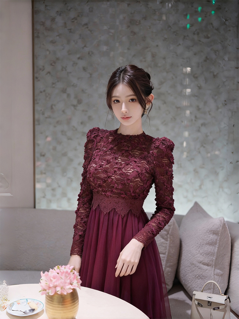 Đầm dài nữ cổ tròn phối ren chiết eo vải lưới dáng ôm — Tím khói
