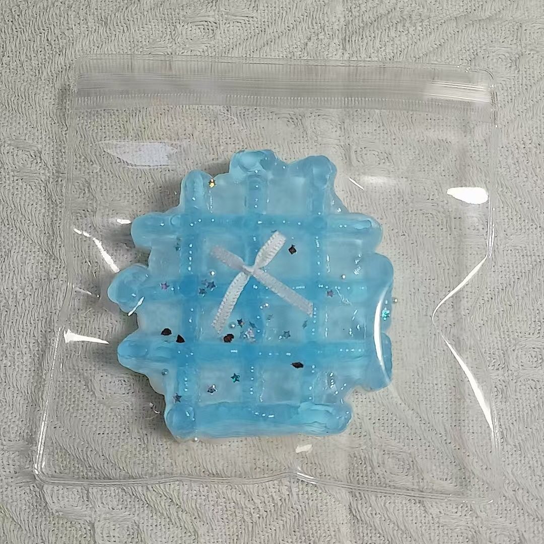 Little Red Book Same Style Sea Salt Series Soft Cute Cat Claw Pinch Music Simulation Cream Strip Waffle Toy tpr Toy