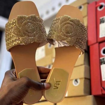 Aliexpress European and American New Flower Rhinestone Flats Sandals, Fashionable Outer Wear, Versatile One-Line Women's Shoes,Andal