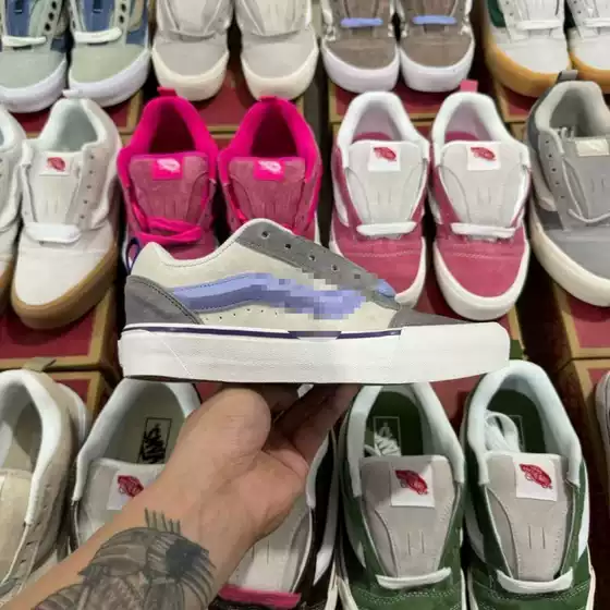 New Style Dragon Fruit Pink Imran Potato Thick Tongue Canvas Sneakers for Men and Women Low-Top Knu Board Shoes V
